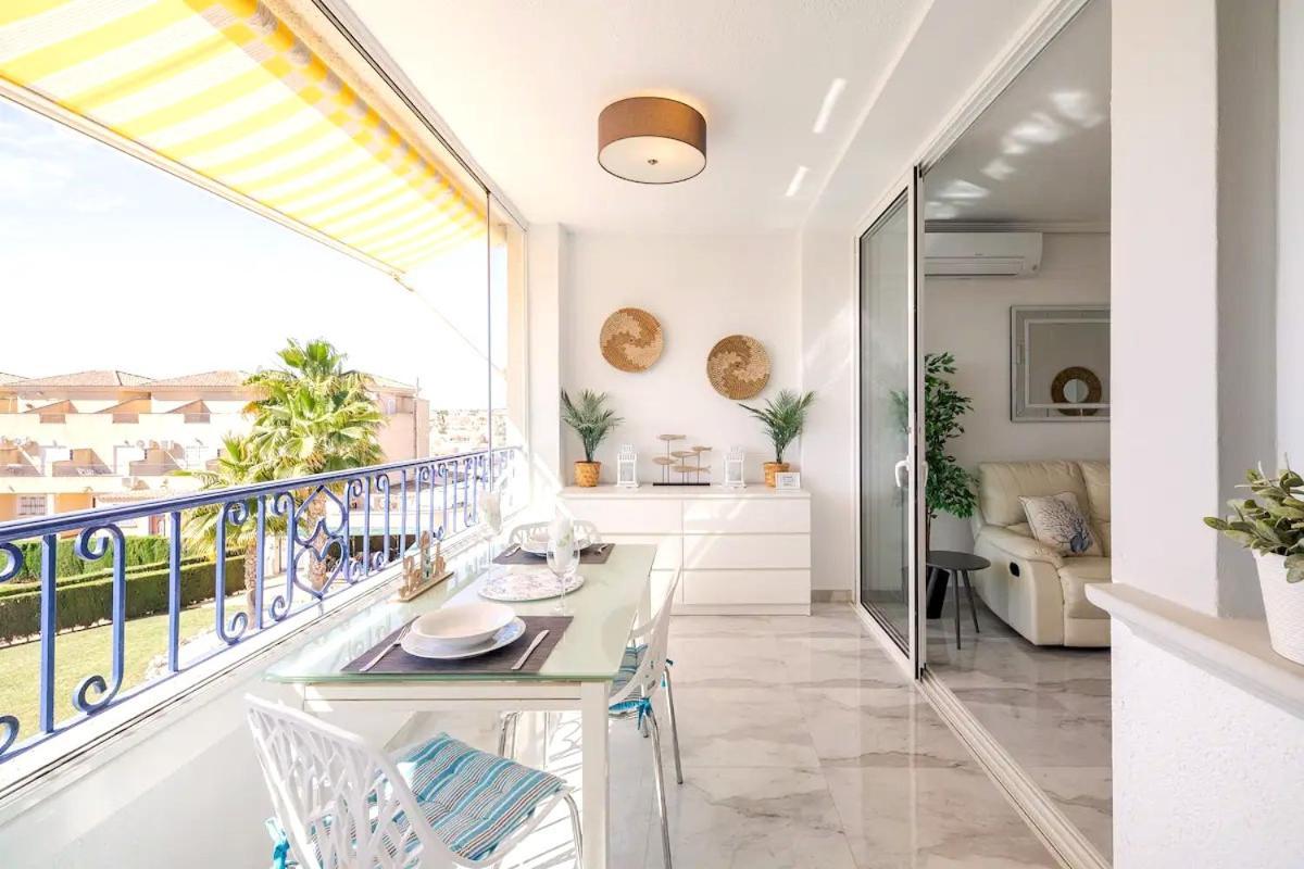 Ferienwohnung Penthouse Bellavista With Sea Views Torrevieja Exterior foto