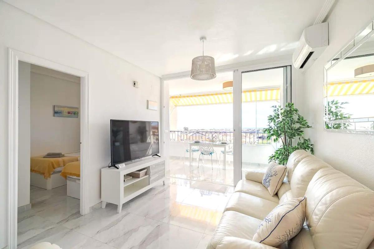 Ferienwohnung Penthouse Bellavista With Sea Views Torrevieja Exterior foto