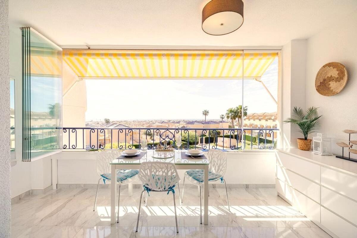 Ferienwohnung Penthouse Bellavista With Sea Views Torrevieja Exterior foto