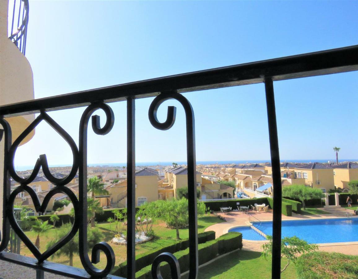 Ferienwohnung Penthouse Bellavista With Sea Views Torrevieja Exterior foto