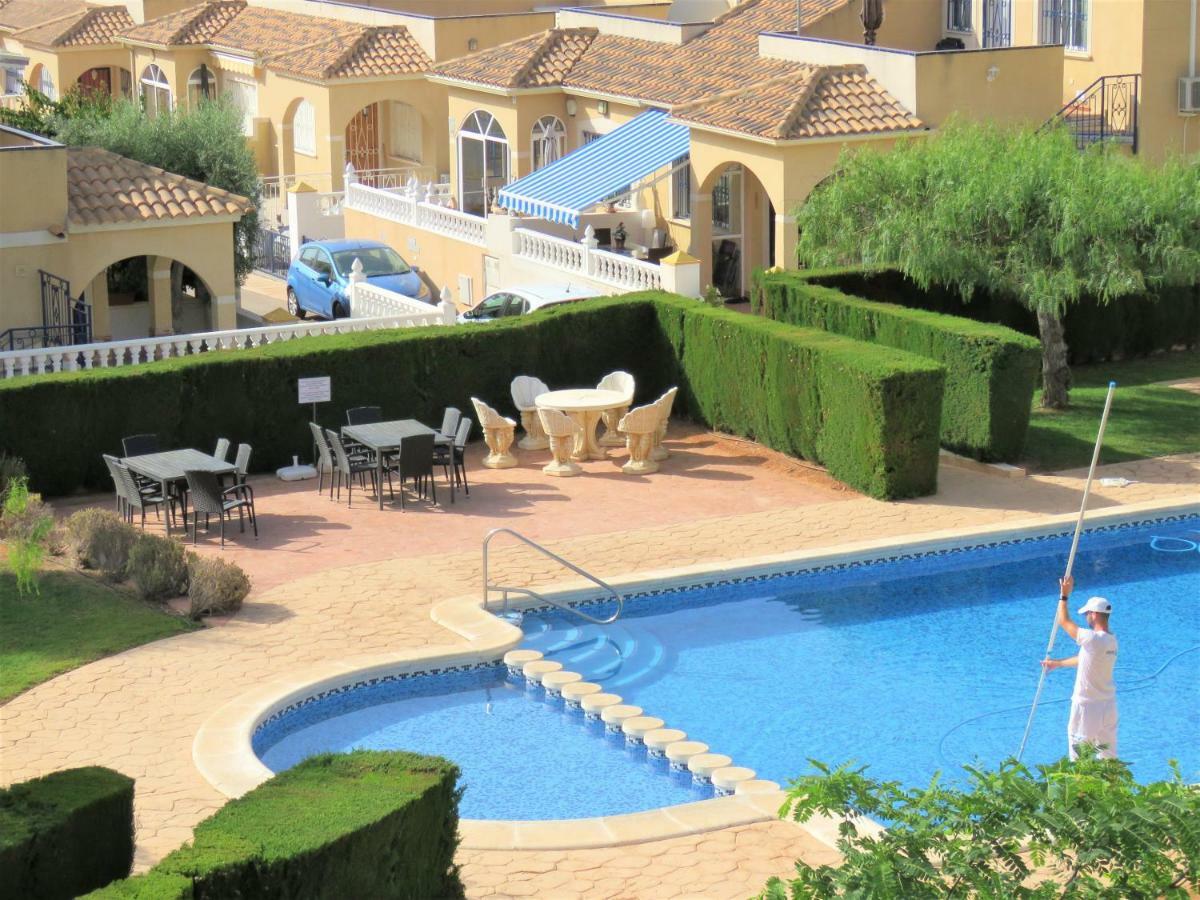 Ferienwohnung Penthouse Bellavista With Sea Views Torrevieja Exterior foto